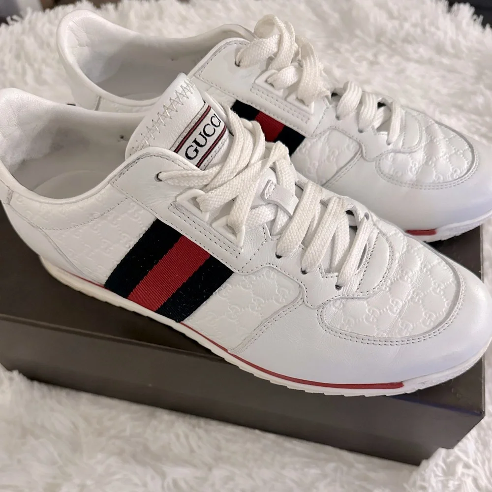 Authentic Women’s Gucci Sneakers size 38 - Picture 3 of 6